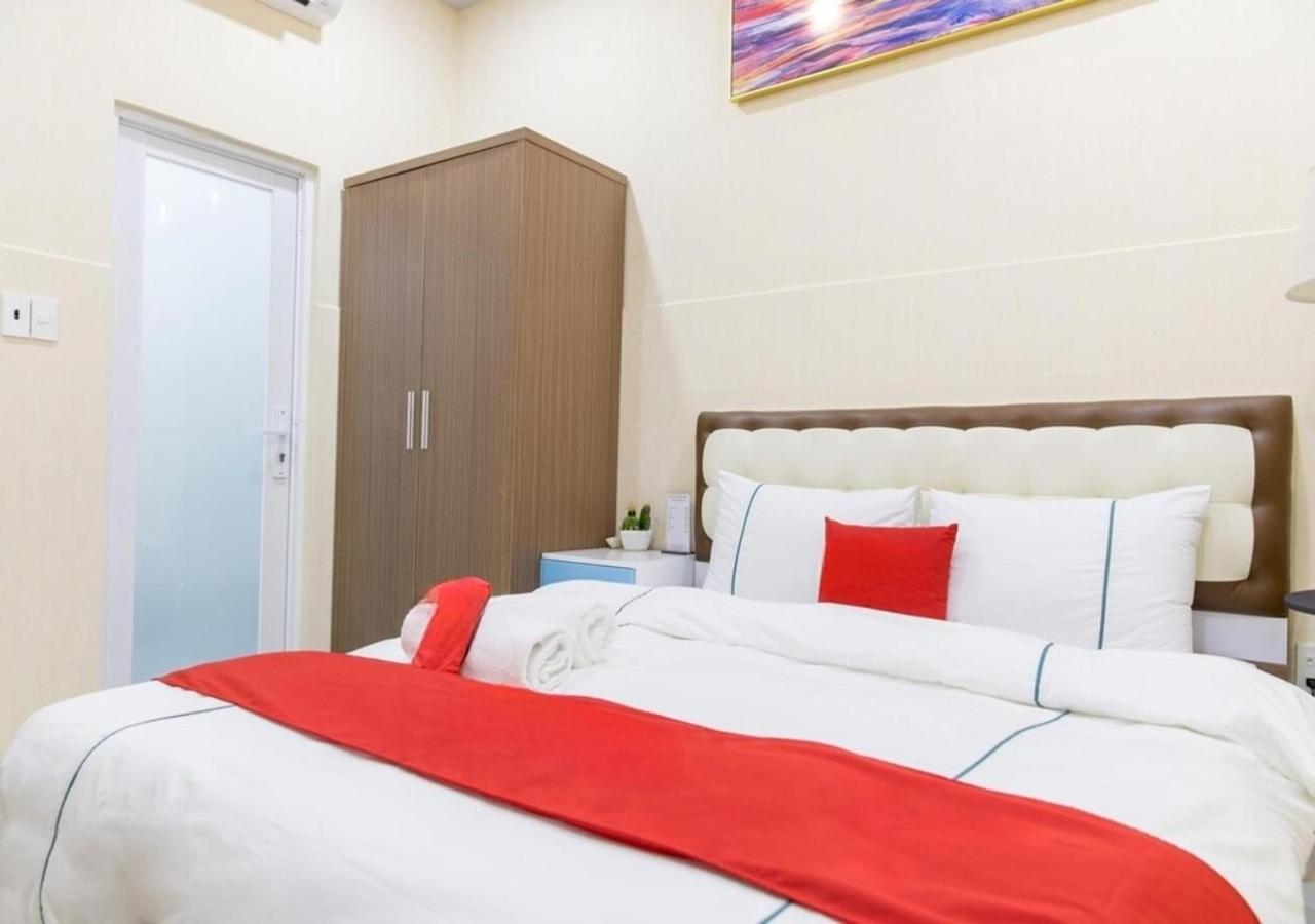 Bros Hotel Хошимин Екстериор снимка