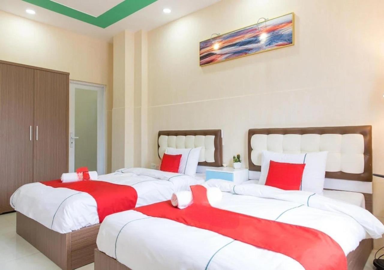 Bros Hotel Хошимин Екстериор снимка